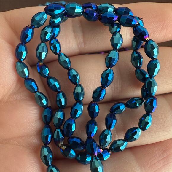 315 beads - 4 strands of sparkling metallic jewelry making craft beads - Picture 4 of 7